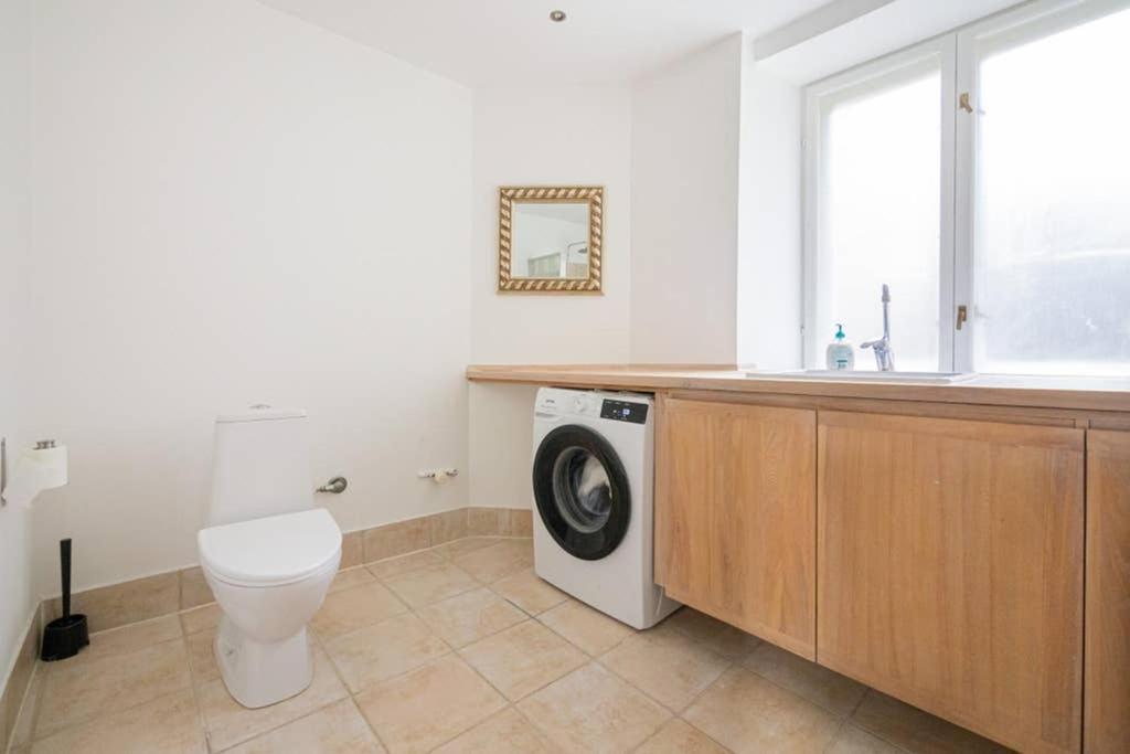 Spacious Flat In A Central, But Calm Area Of Cph Appartement Copenhague